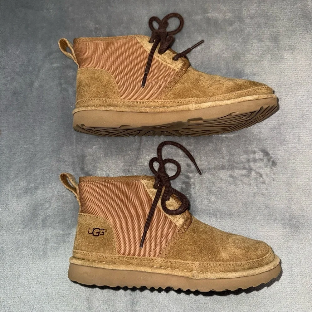 New Without Tag UGG Kids' Neumel II Chukka Ankle Boots Size 4